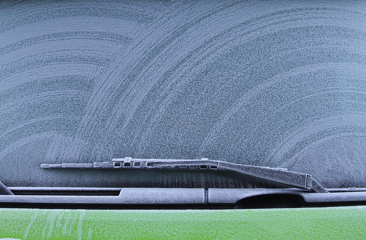 Windshield wipers - Extending Their Lifespan, and When to Replace Them