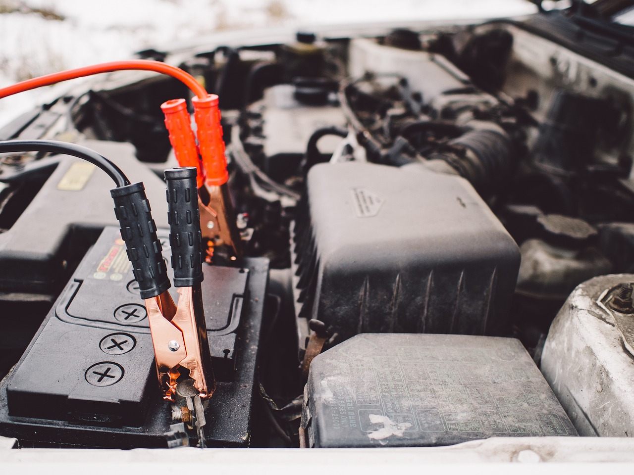 Essential Tips for Optimal Vehicle Battery Care and Maintenance from Walt’s Auto Service